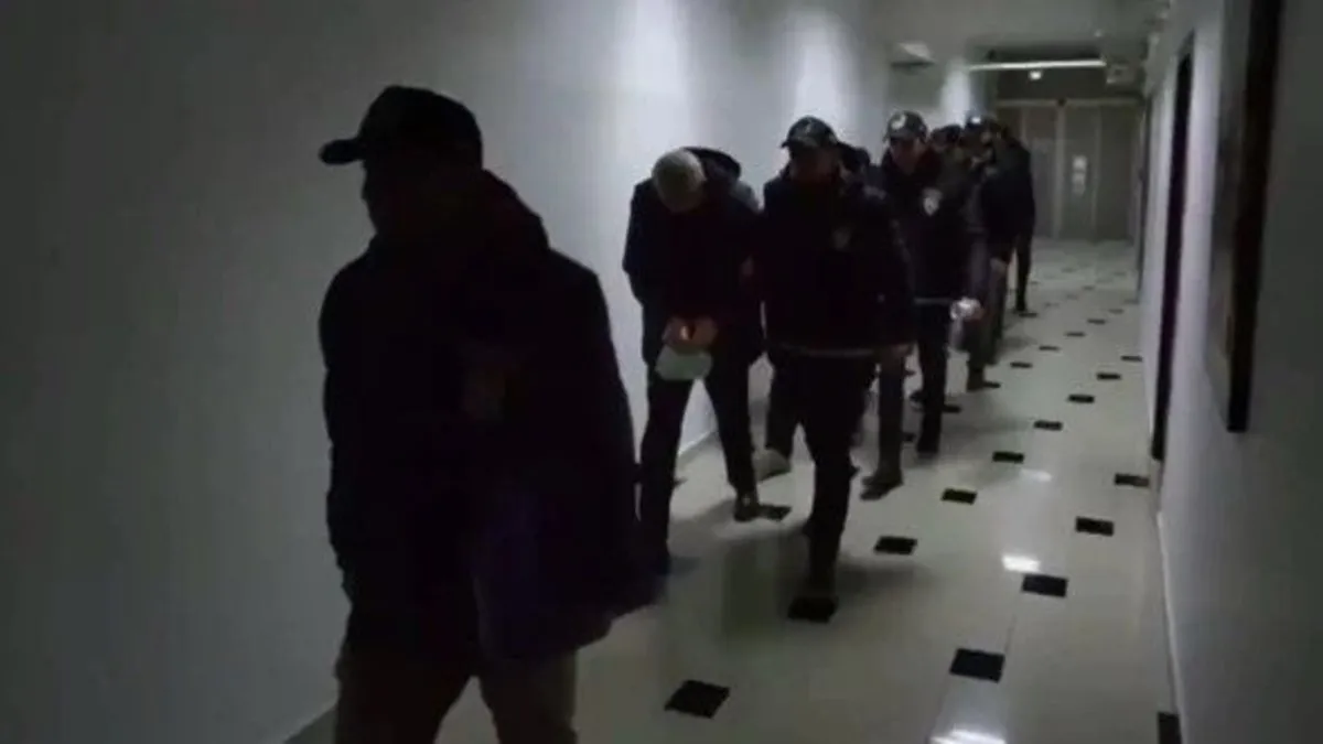 Hırsızlık operasyonunda 12 şüpheli yakalandı