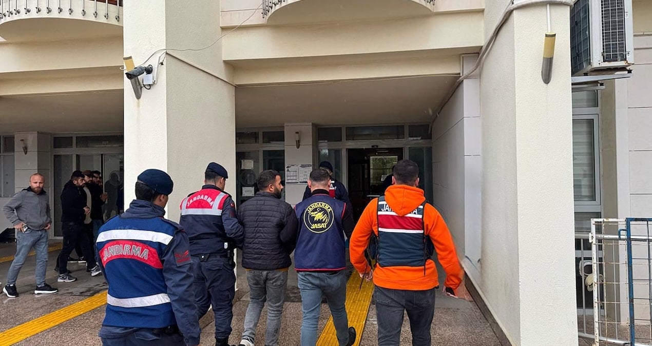 25 yıl hapis cezası ile sokaklarda gezen firari yakalandı